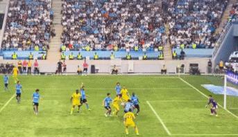 本赛季受到, 泥沼中, 新闻 本赛季受到, 泥沼中, 新闻